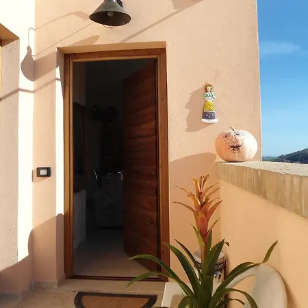 Rosa Spina Bed & Breakfast *