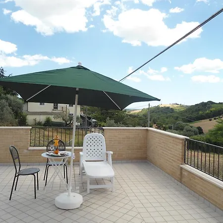 Rosa Spina Bed & Breakfast Controguerra