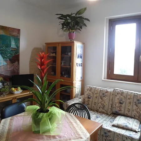 Rosa Spina Bed & Breakfast Controguerra