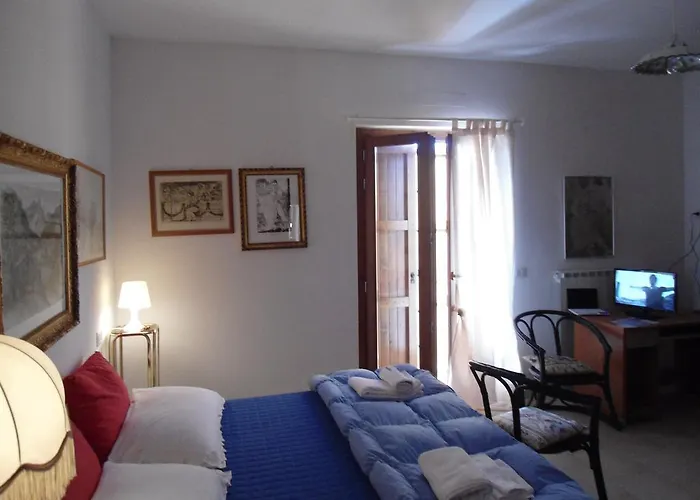 Rosa Spina Bed & Breakfast